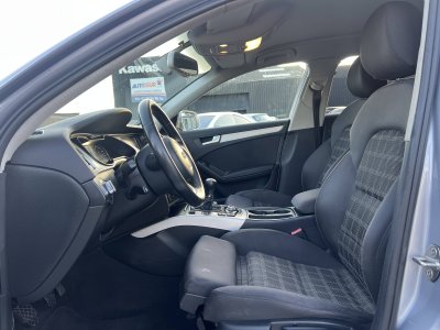 Audi A4 IV (B8) 20 TDI 150ch clean diesel DPF Ambiente Euro6   - 11