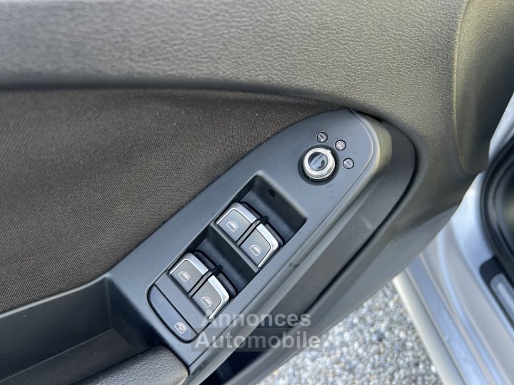 Audi A4 IV (B8) 20 TDI 150ch clean diesel DPF Ambiente Euro6 - 23