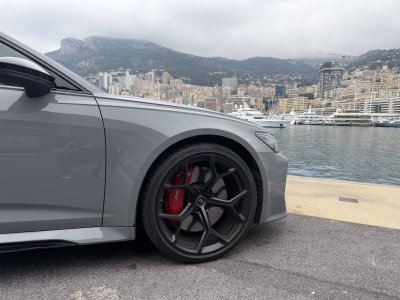 Audi RS6 Avant 40 V8 630ch Performance quattro   - 15