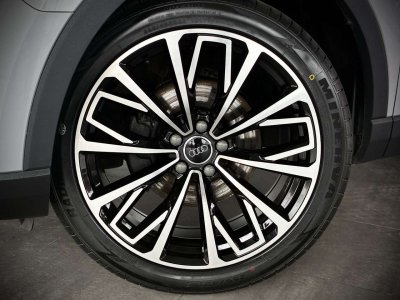 Audi Q3 20TDi-LED-COCKPIT-GPS-JANTES20-ATTELAGE-PDC   - 7