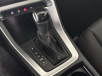 Audi Q3 20TDi-LED-COCKPIT-GPS-JANTES20-ATTELAGE-PDC   - 15