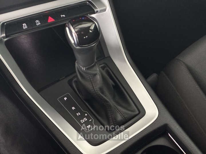Audi Q3 20TDi-LED-COCKPIT-GPS-JANTES20-ATTELAGE-PDC - 15