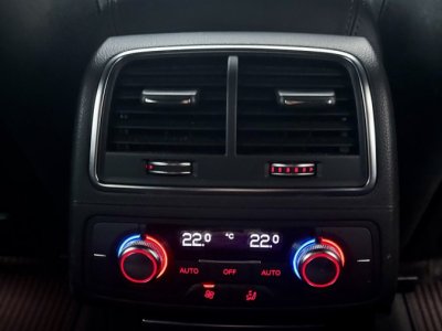 Audi A6 Allroad 30 TDi V6 Tiptronic 320 ch AVUS   - 29