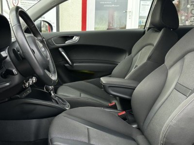 Audi A1 14 TSI 16V S-Tronic 125 ch METROPOLITAN SPORT   - 12