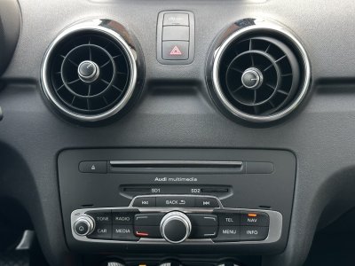 Audi A1 14 TSI 16V S-Tronic 125 ch METROPOLITAN SPORT   - 27