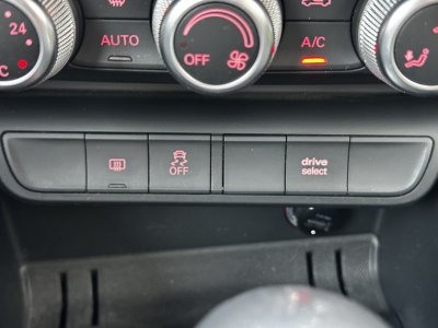 Audi A1 14 TSI 16V S-Tronic 125 ch METROPOLITAN SPORT   - 29