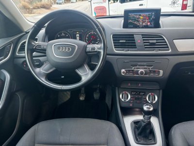 Audi Q3 20 TDI 140 ch AMBIENTE Attache Remorque Amovible   - 23