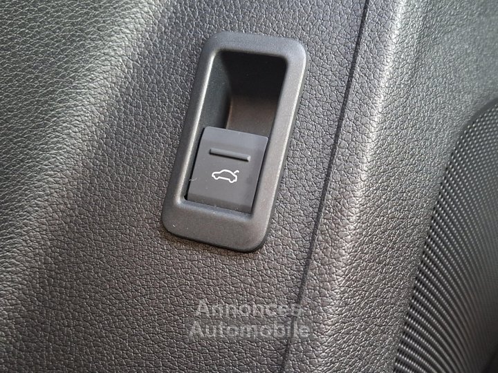 Audi Q3 Sportback 35 TFSI 150 ch S line - 36