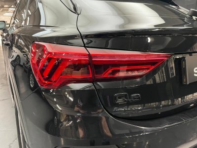 Audi Q3 14 45 TFSIE 245 S LINE   - 24