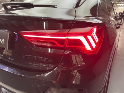 Audi Q3 14 45 TFSIE 245 S LINE   - 26