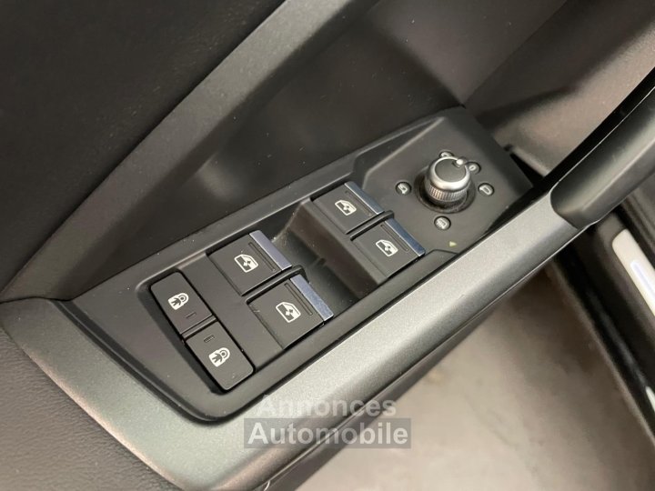 Audi Q3 14 45 TFSIE 245 S LINE - 37