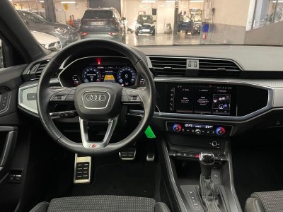 Audi Q3 14 45 TFSIE 245 S LINE   - 47