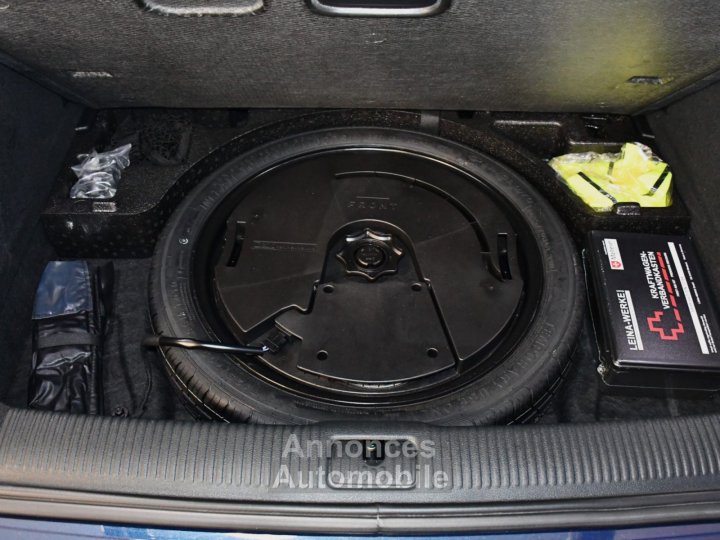 Audi A3 Sportback S-Line 40 TFSI 190 Quattro S-Tronic GPS TO Keyless Si&egrave;ges &Eacute;lectriques Drive LED Cam&eacute;ra JA 18 Bleu Cosmos - 17