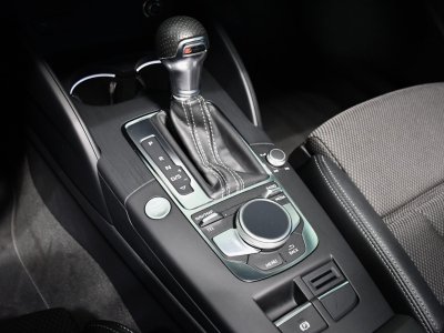 Audi A3 Sportback S-Line 40 TFSI 190 Quattro S-Tronic GPS TO Keyless Si&egrave;ges &Eacute;lectriques Drive LED Cam&eacute;ra JA 18 Bleu Cosmos   - 23