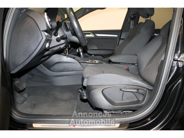 Audi A3 Sportback 15 35 TFSI CoD -150 - BV S-Tronic - S line Plus - 7