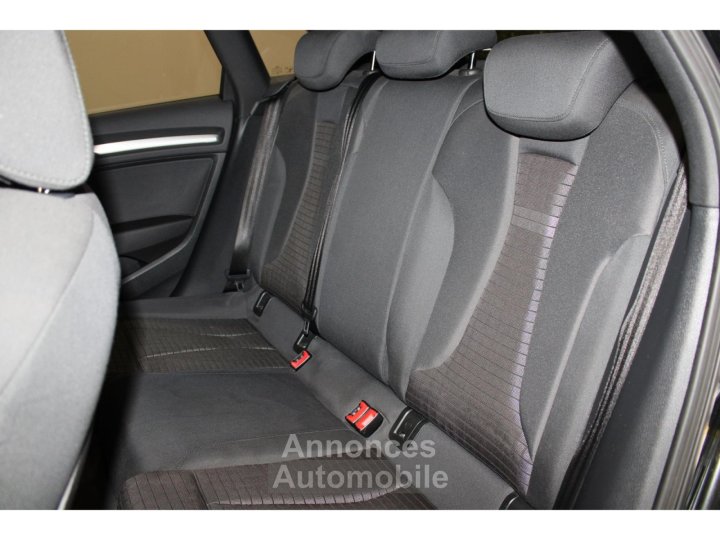Audi A3 Sportback 15 35 TFSI CoD -150 - BV S-Tronic - S line Plus - 33