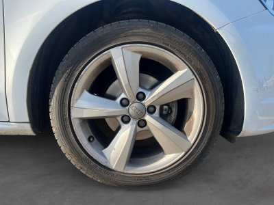 Audi A1 14 TDI 90 ultra Ambiente   - 18