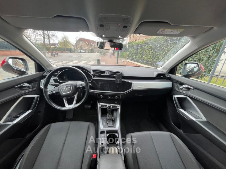Audi Q3 35 TDI 150 ch S tronic 7 Business line // VIRTUAL COCKPIT - 10