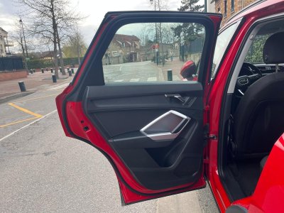 Audi Q3 35 TDI 150 ch S tronic 7 Business line // VIRTUAL COCKPIT   - 30