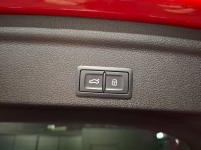 Audi Q3 Sportback 35 TDI 150 ch S tronic 7 S Edition Limit&eacute;e - SUIVI   - 14