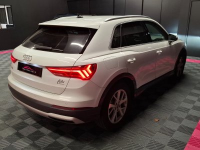 Audi Q3 35 TFSI 150 ch Design Luxe   - 4