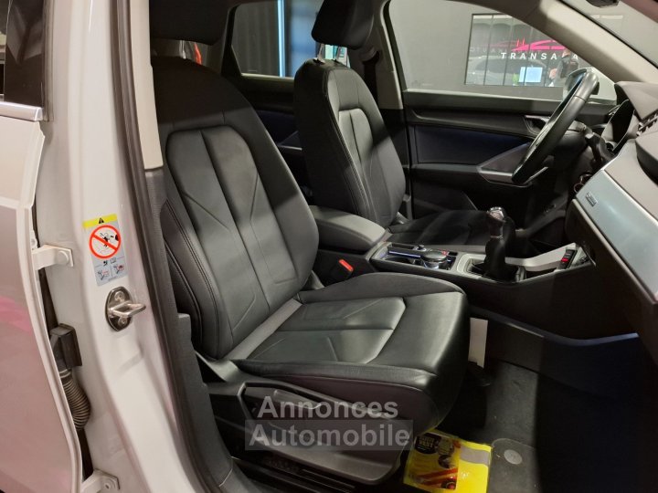 Audi Q3 35 TFSI 150 ch Design Luxe - 11