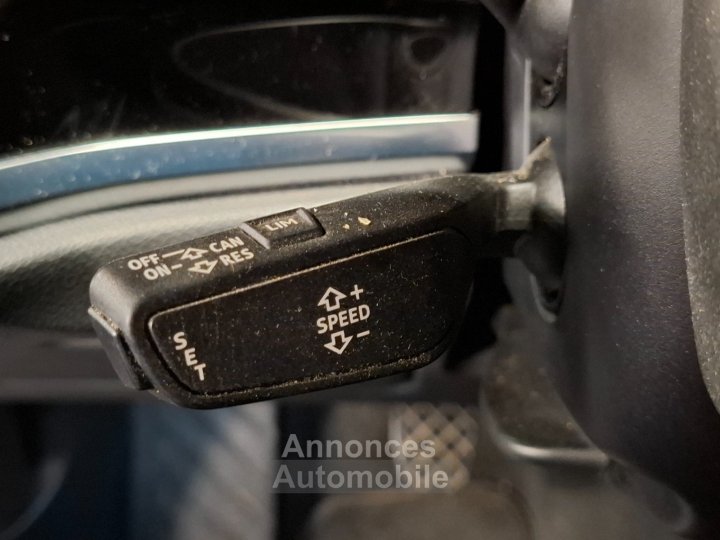 Audi Q3 35 TFSI 150 ch Design Luxe - 18