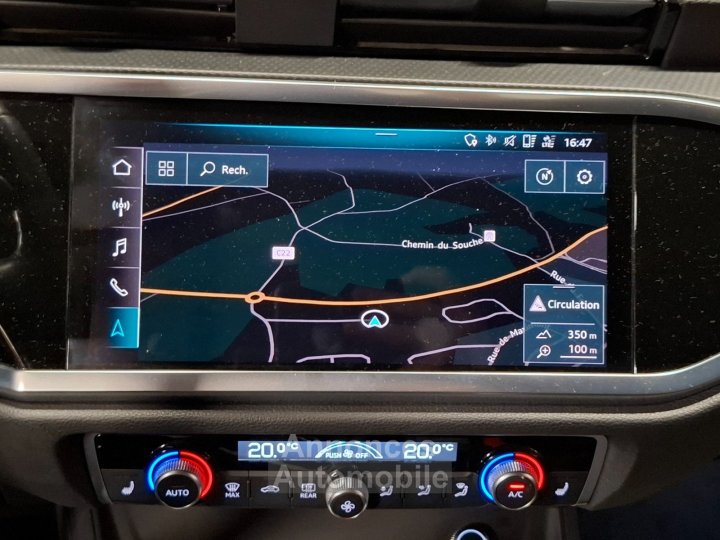 Audi Q3 35 TFSI 150 ch Design Luxe - 20
