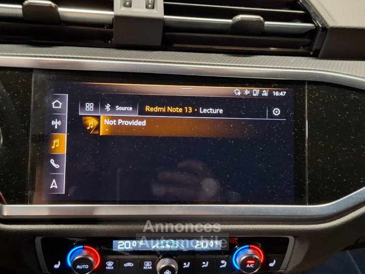 Audi Q3 35 TFSI 150 ch Design Luxe - 22