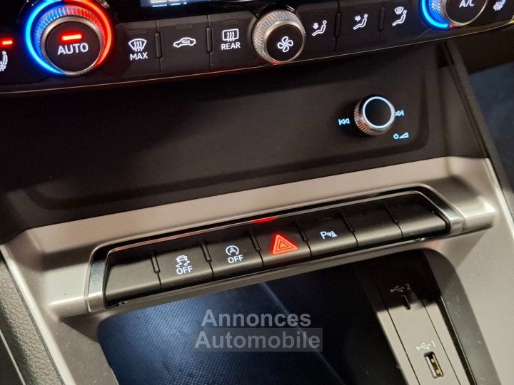 Audi Q3 35 TFSI 150 ch Design Luxe - 25