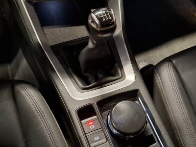 Audi Q3 35 TFSI 150 ch Design Luxe   - 26