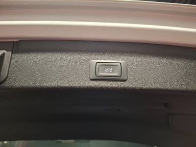 Audi Q3 35 TFSI 150 ch Design Luxe   - 30