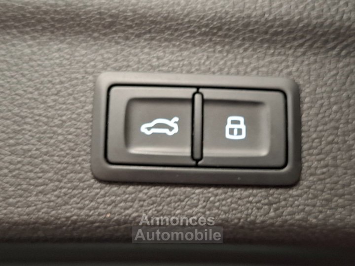 Audi Q3 35 TDI 150 ch S tronic 7 Design Luxe - 8