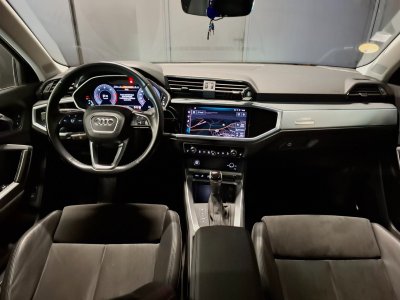 Audi Q3 35 TDI 150 ch S tronic 7 Design Luxe   - 12