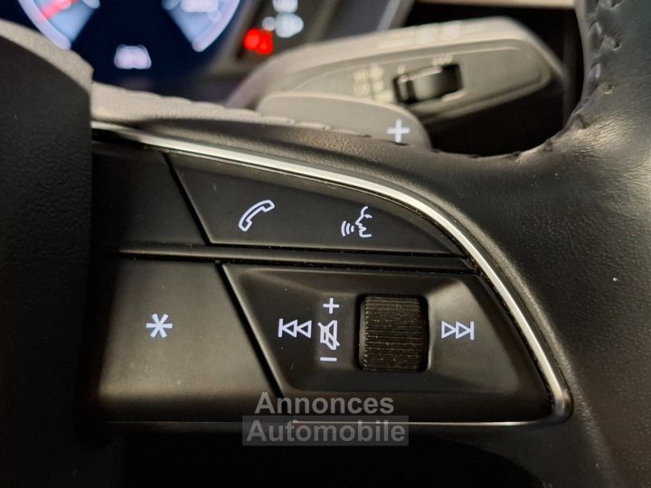 Audi Q3 35 TDI 150 ch S tronic 7 Design Luxe - 17