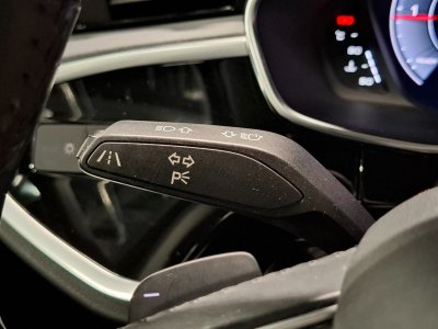 Audi Q3 35 TDI 150 ch S tronic 7 Design Luxe   - 20