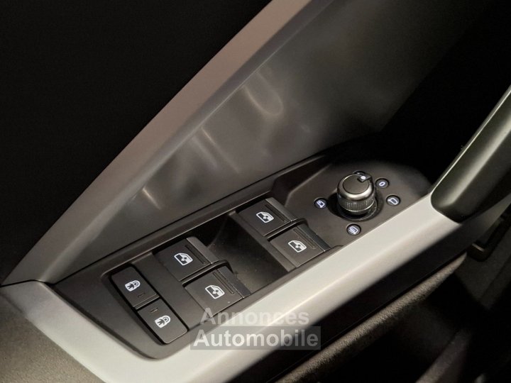 Audi Q3 35 TDI 150 ch S tronic 7 Design Luxe - 23