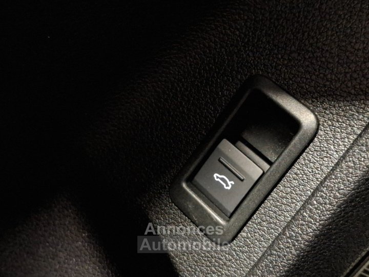 Audi Q3 35 TDI 150 ch S tronic 7 Design Luxe - 24