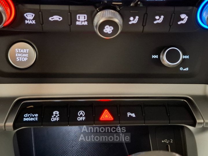 Audi Q3 35 TDI 150 ch S tronic 7 Design Luxe - 32