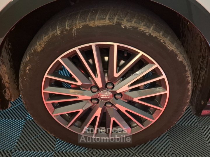 Audi Q3 35 TDI 150 ch S tronic 7 Design Luxe - 38