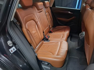 Audi Q5 V6 30 TDI 240ch Quattro Avus S tronic 7   - 11