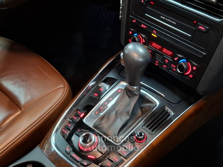 Audi Q5 V6 30 TDI 240ch Quattro Avus S tronic 7 - 27