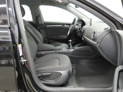 Audi A3 Sportback 30TFSi Design   - 5