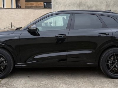 Audi Q5 20 50 tfsi e quattro 299 ch 250 phev s-line toit ouvrant   - 7