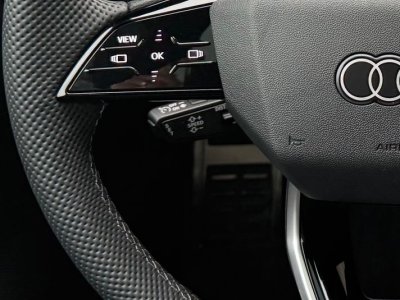 Audi Q5 20 50 tfsi e quattro 299 ch 250 phev s-line toit ouvrant   - 21