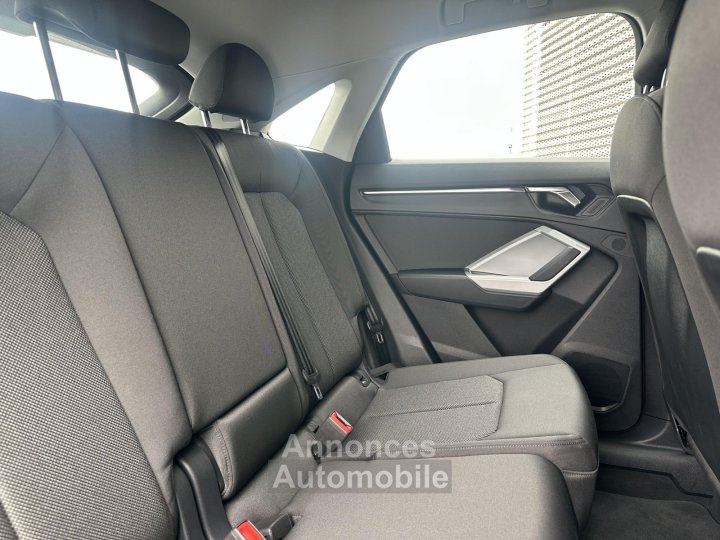Audi Q3 Sportback 35 TDI 150 ch S tronic 7 Design - 8