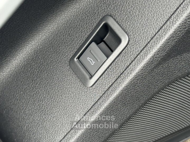 Audi Q3 Sportback 35 TDI 150 ch S tronic 7 Design - 12