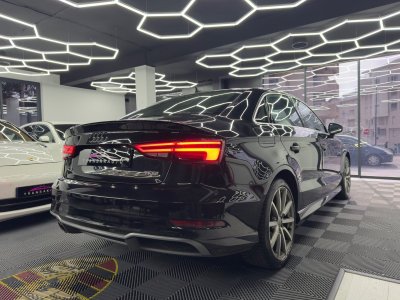 Audi A3 BERLINE 35 TFSI CoD 150 S tronic 7 Design Luxe pack SLINE   - 6