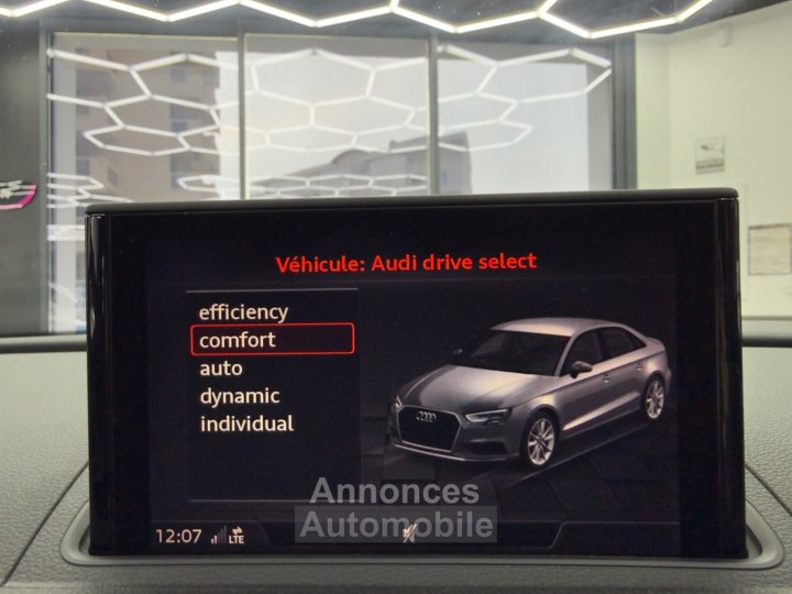 Audi A3 BERLINE 35 TFSI CoD 150 S tronic 7 Design Luxe pack SLINE - 30