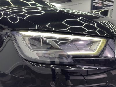 Audi A3 BERLINE 35 TFSI CoD 150 S tronic 7 Design Luxe pack SLINE   - 41